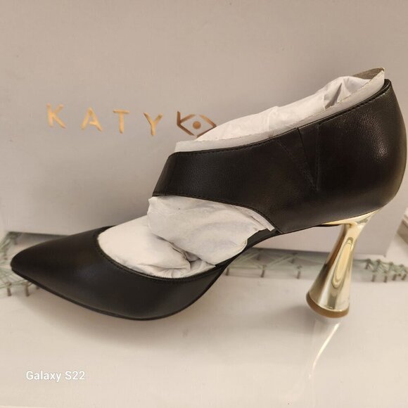 Katy Perry Asymmetrical Strap Pumps - The Swerve in Black. NIB. Size Various - Picture 4 of 10